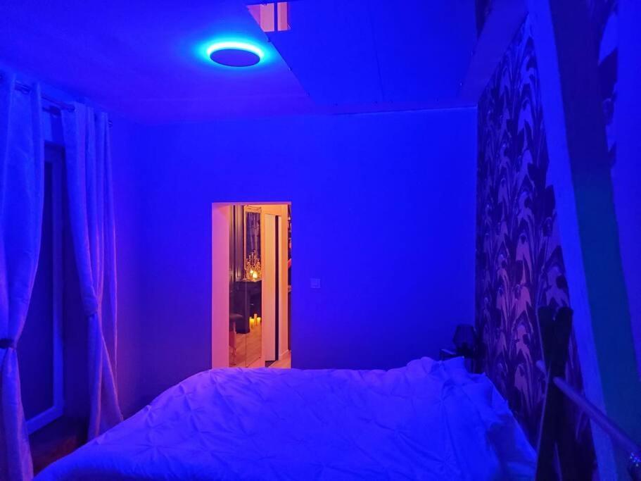 Love Room « L'Etreinte Doree » Illiers-Combray エクステリア 写真