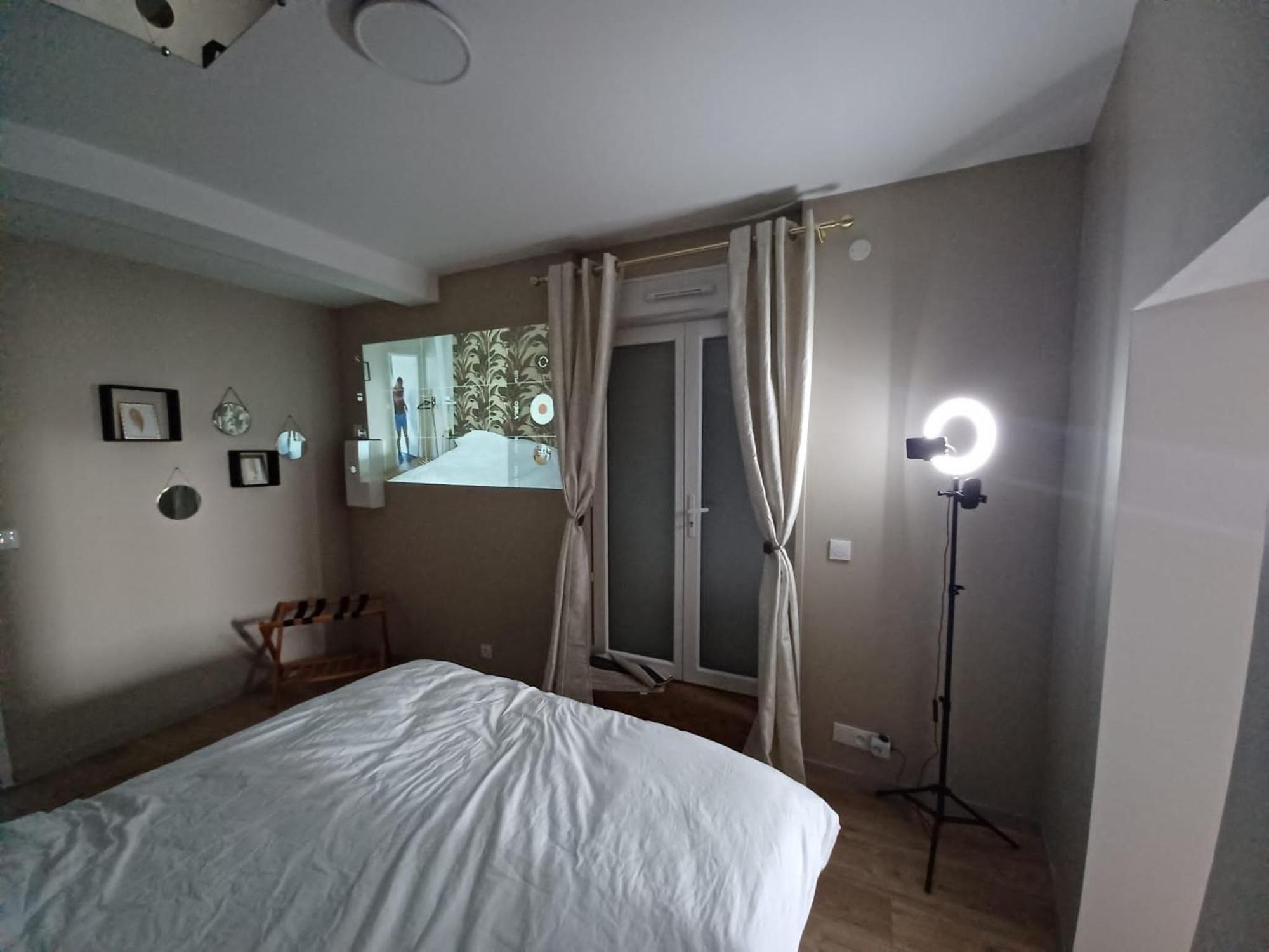 Love Room « L'Etreinte Doree » Illiers-Combray エクステリア 写真