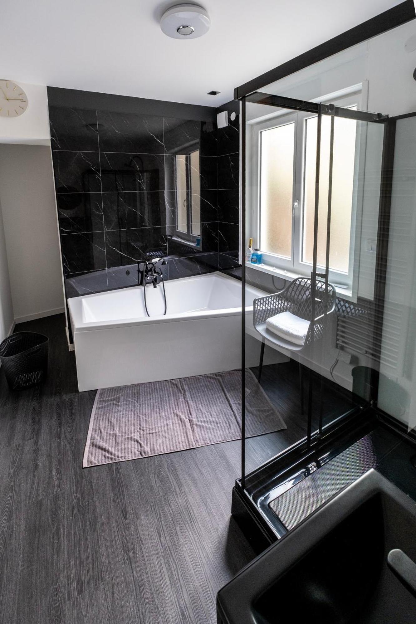 Love Room « L'Etreinte Doree » Illiers-Combray エクステリア 写真